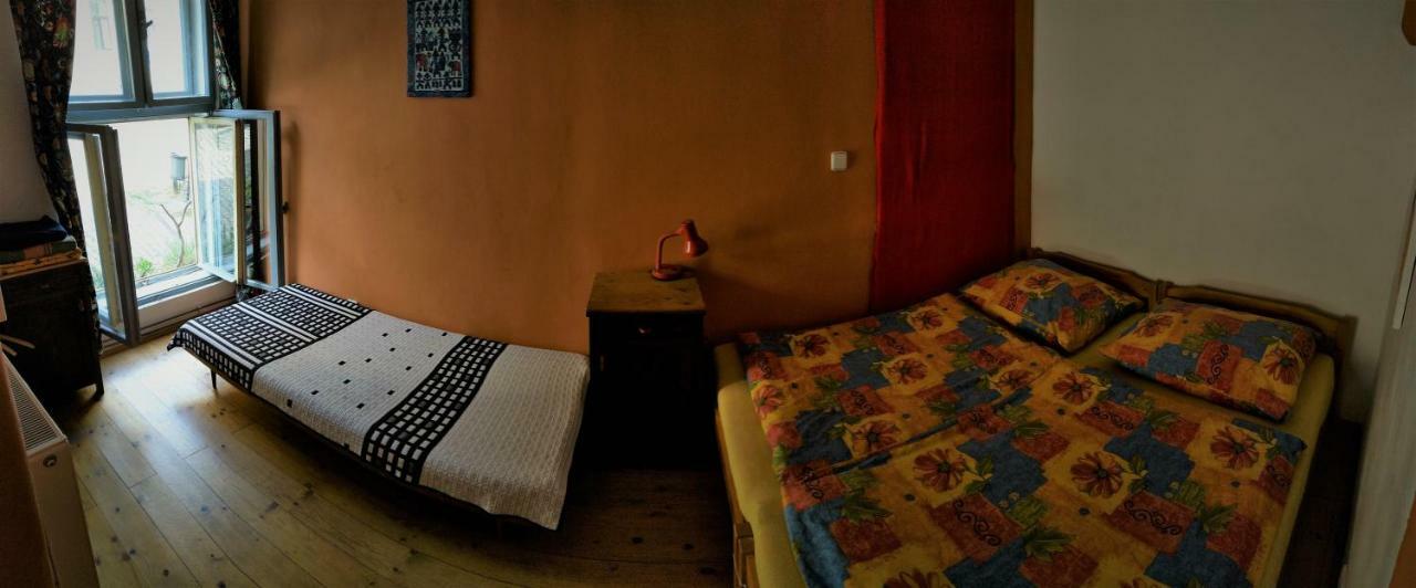 Lazy River Hostel Loket Dış mekan fotoğraf