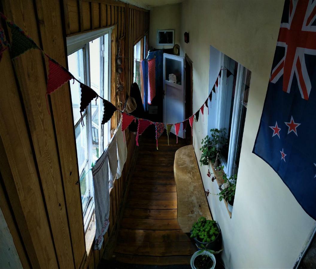 Lazy River Hostel Loket Dış mekan fotoğraf