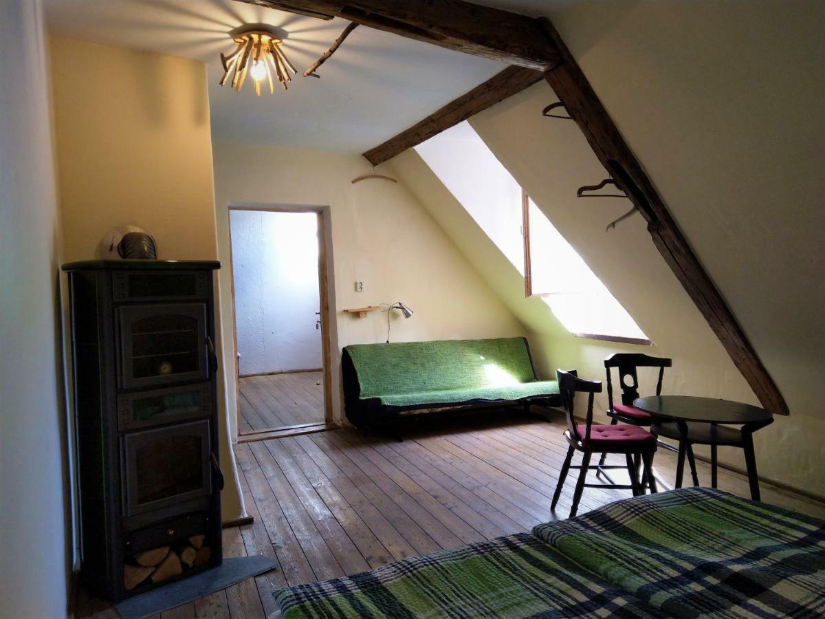 Lazy River Hostel Loket Dış mekan fotoğraf