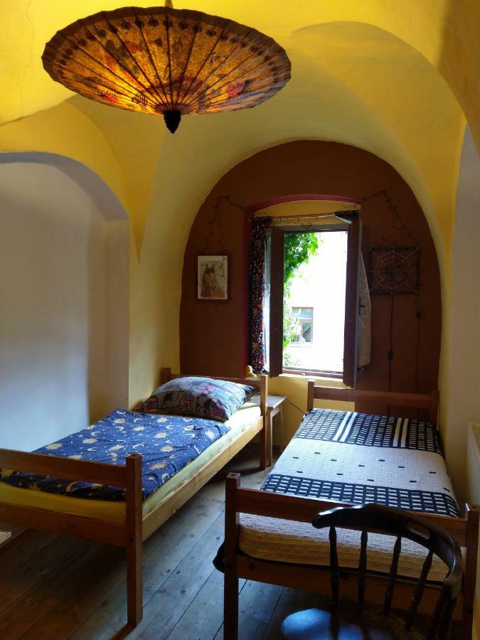 Lazy River Hostel Loket Dış mekan fotoğraf